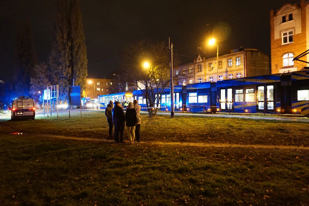 zderzenei trzech tramwaj&oacute;w Toruń